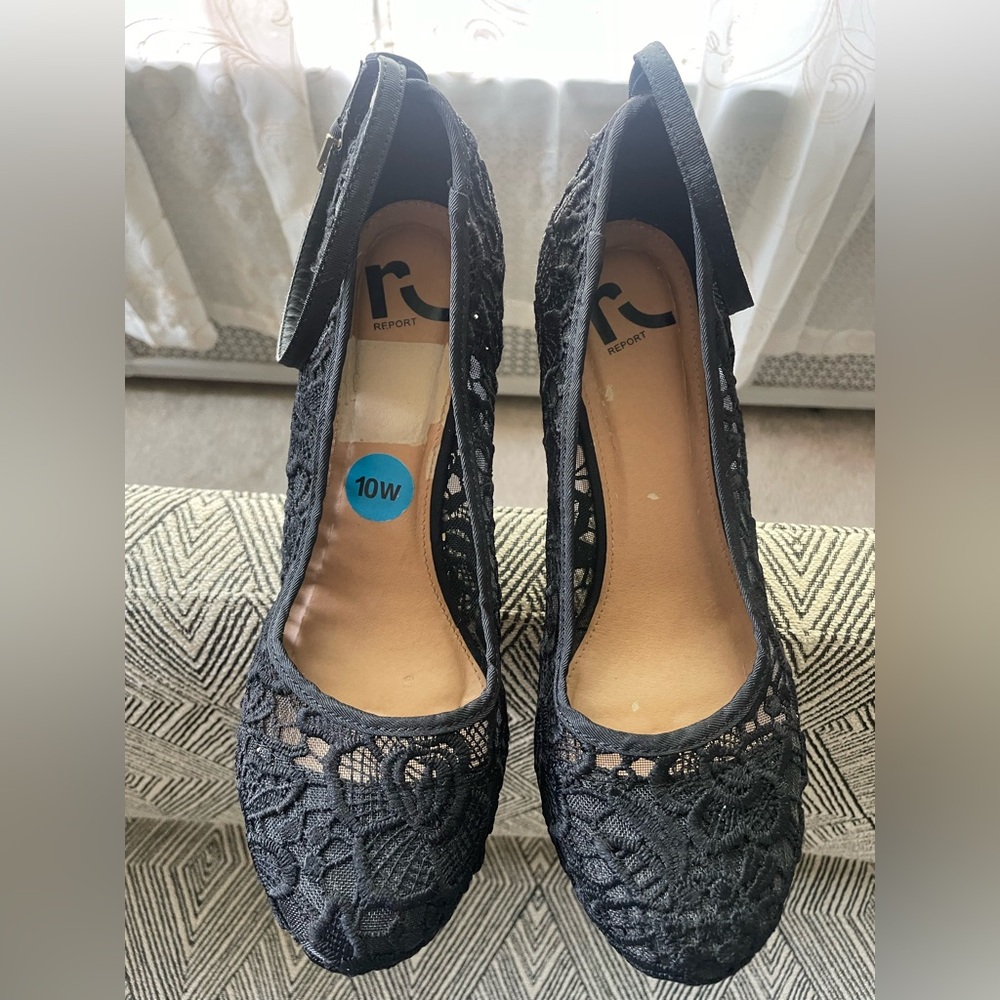 Report Black Lace Floral Heels